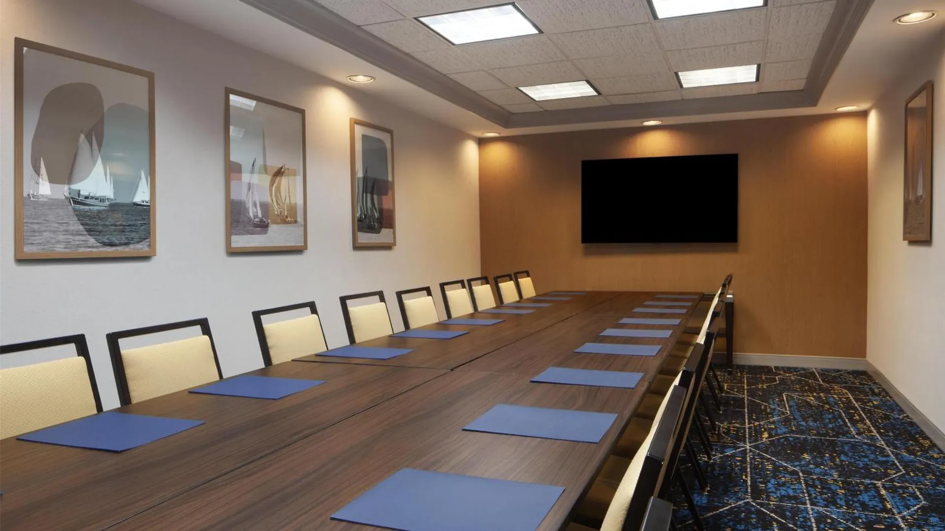 Hampton Inn & Suites Tampa-North 3*, Tampa