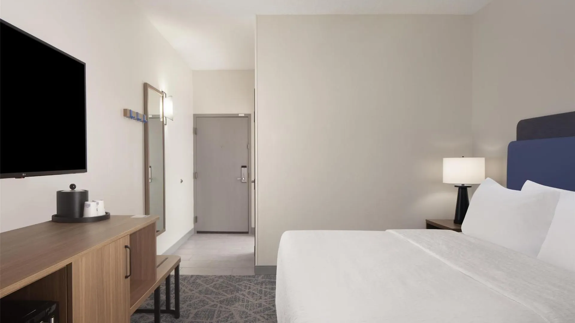 Hampton Inn & Suites Tampa-North Tampa